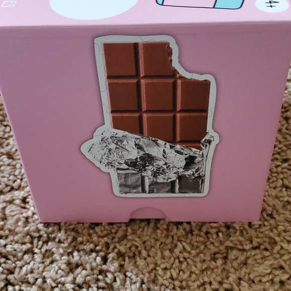 Puzzle 🎁💝🏷 - Picture 4 of 5